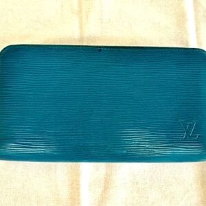 Vintage Louis Vuitton Zippy Wallet Blue GUC